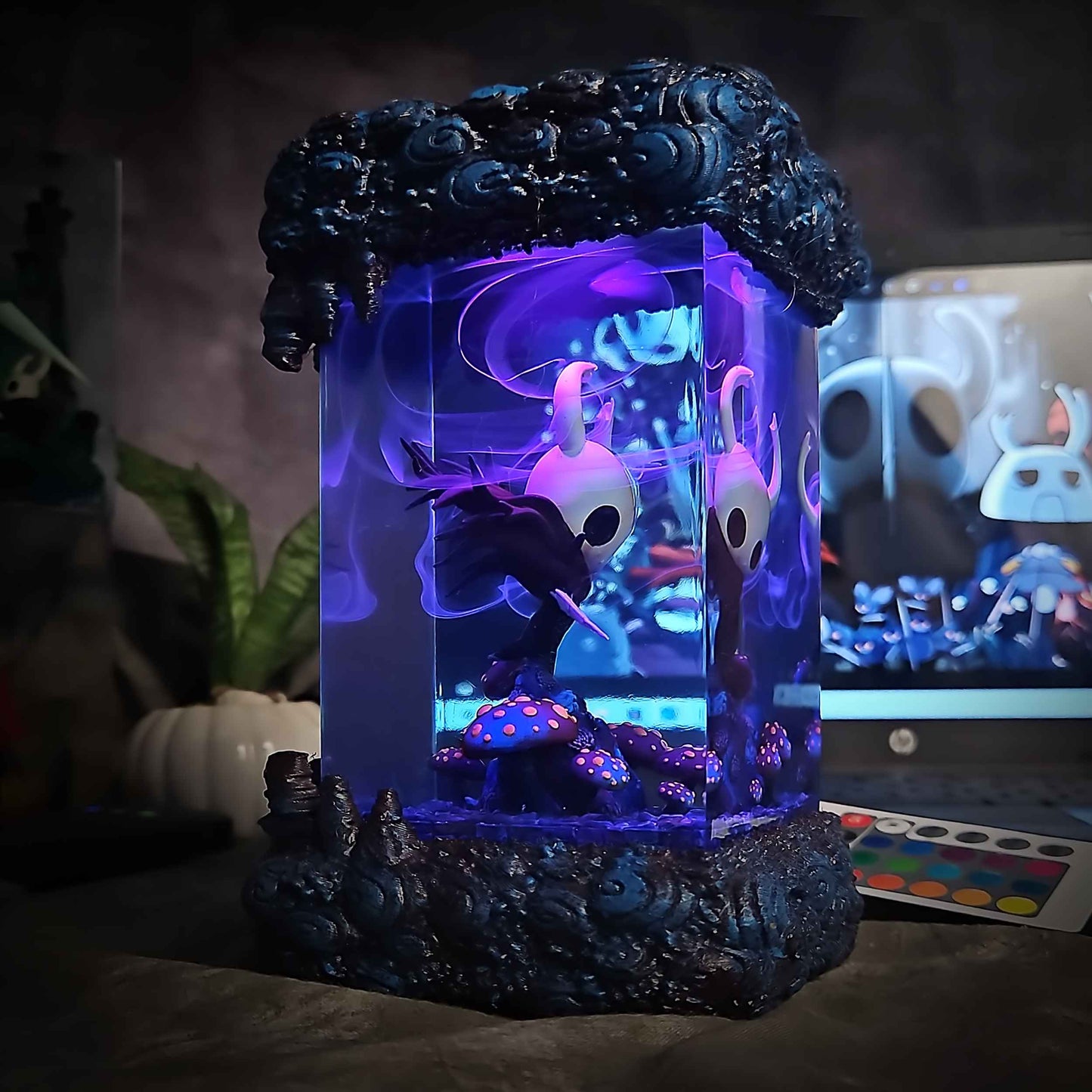 Spectral Bug Pilgrim Resin Lamp V2