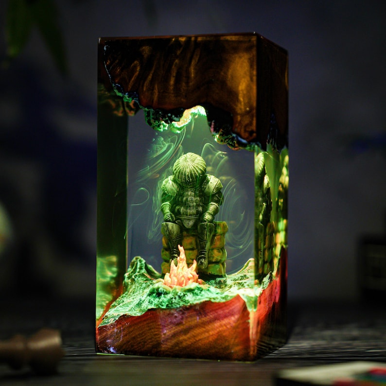 Fantasy Knight Diorama Lamp, Dark Spirits, Onion Armor Resin Night Light