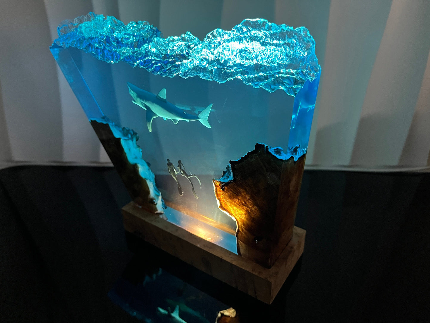 Ocean Shark Epoxy Resin Night Light, Diver Led Night Light, Halloween Gifts, Christmas Gifts, Best Friend Gifts