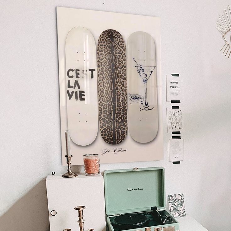 Trendy Poster - Leopard Skateboard Poster - Vintage Style - Size 24x36
