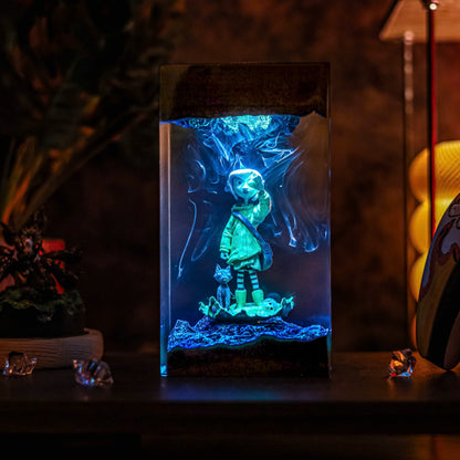 Coraline Resin Lamp