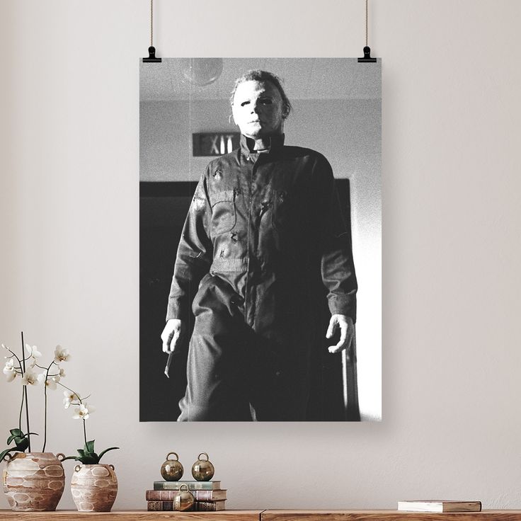 Halloween II - Michael Hallway Wall Poster Size 24''x36''