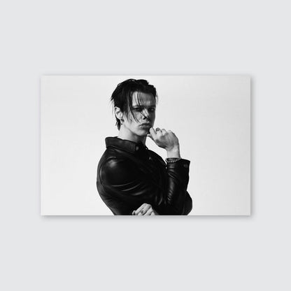 Yungblud Announces World Tour Only 2025 Size 24''x36''