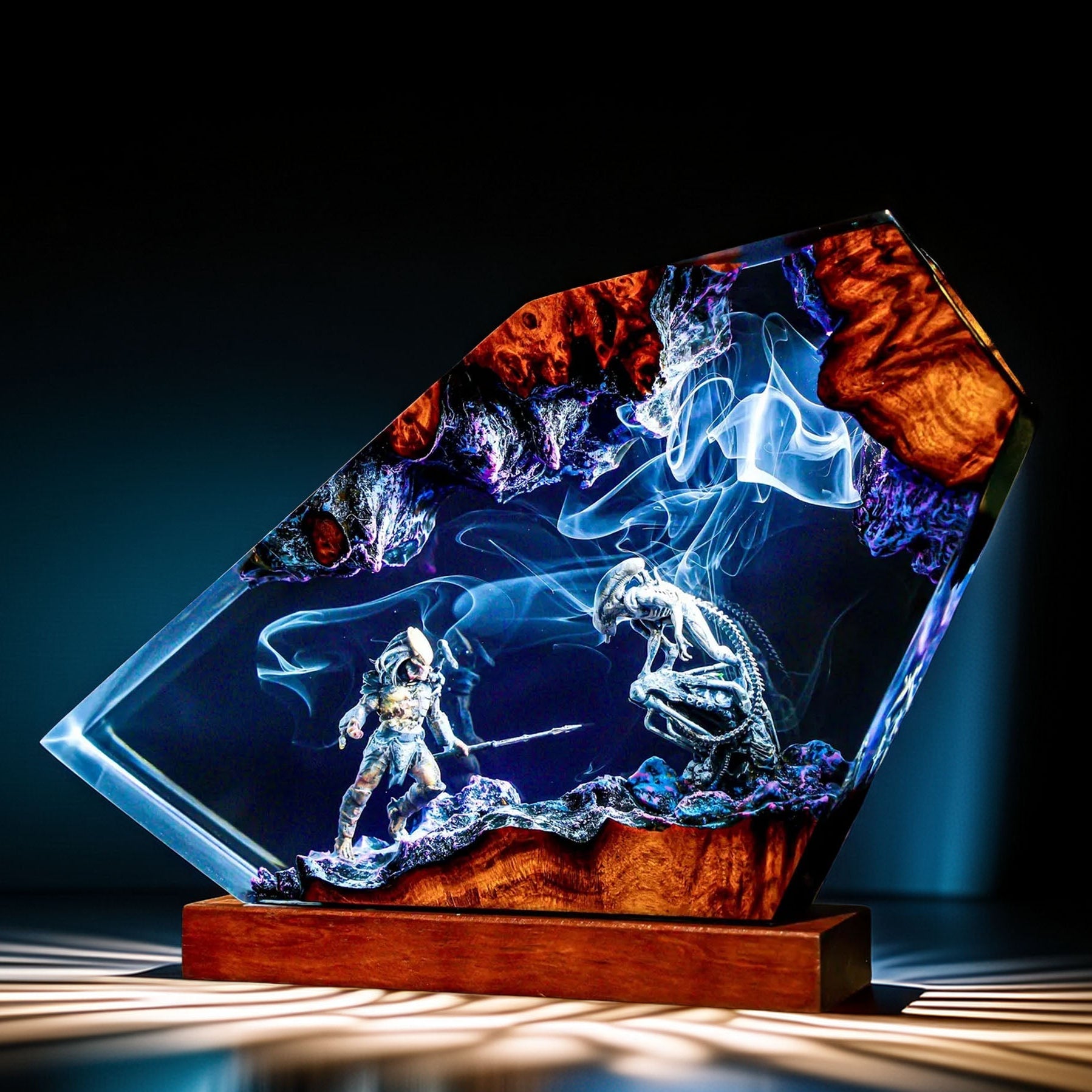 Space Explorer vs Acid-Blood Bio-Predator Resin Lamp