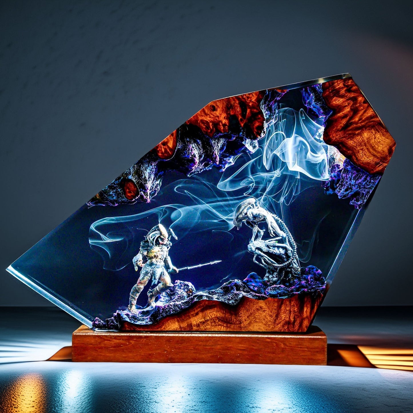 Space Explorer vs Acid-Blood Bio-Predator Resin Lamp