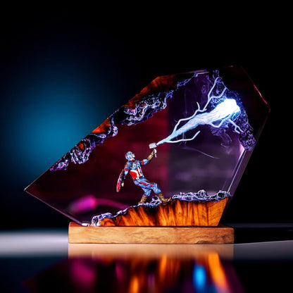 Star-Shield Patriot Resin Lamp 02