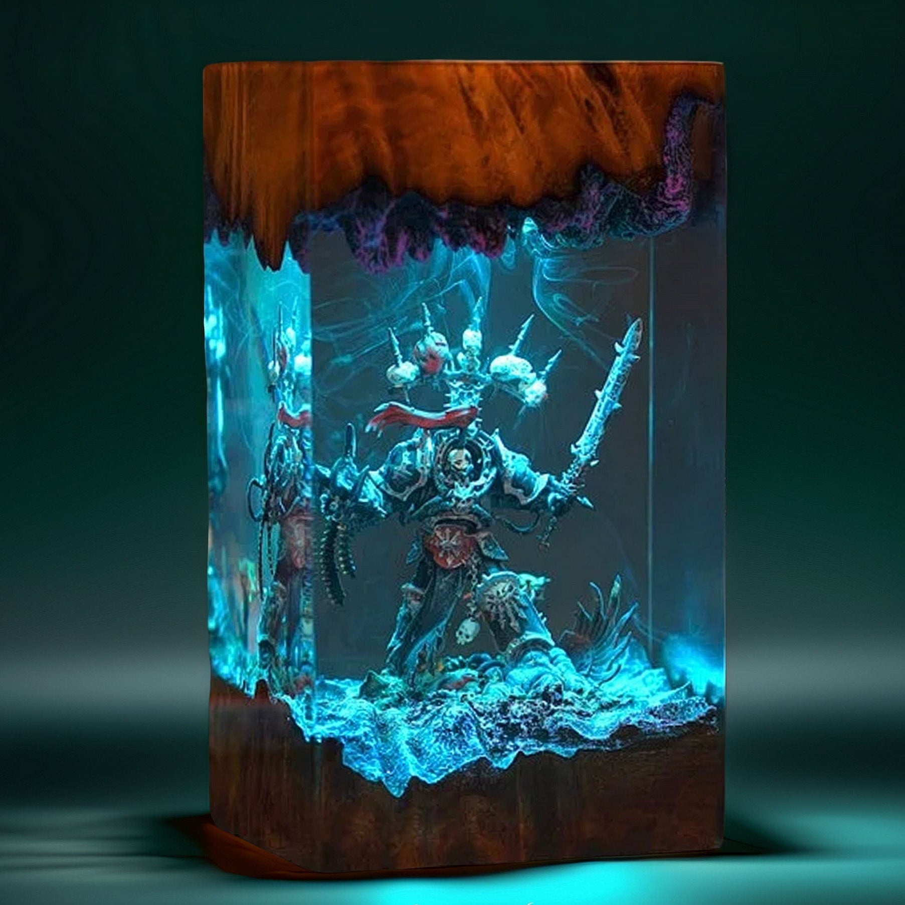 Corrupted Armored Crusader Resin Lamp