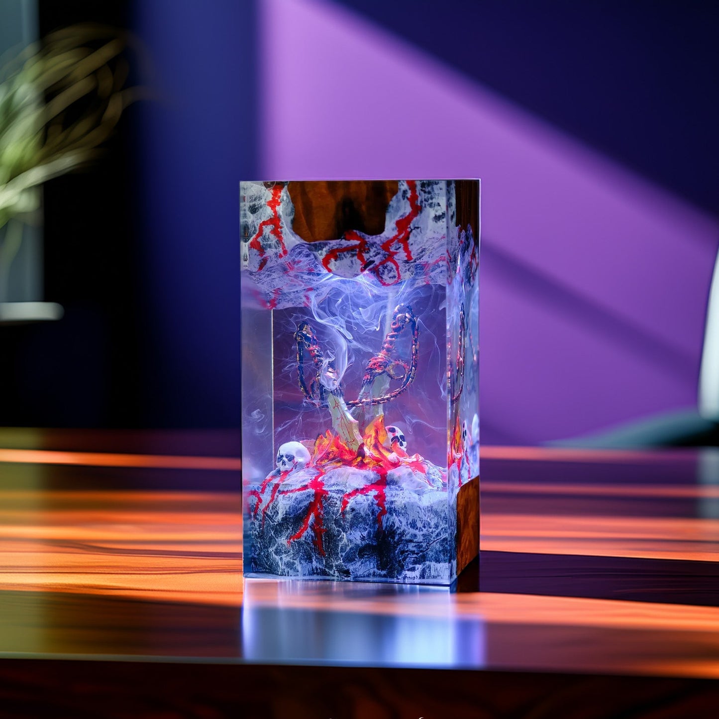 Chained Twin Blades Resin Lamp