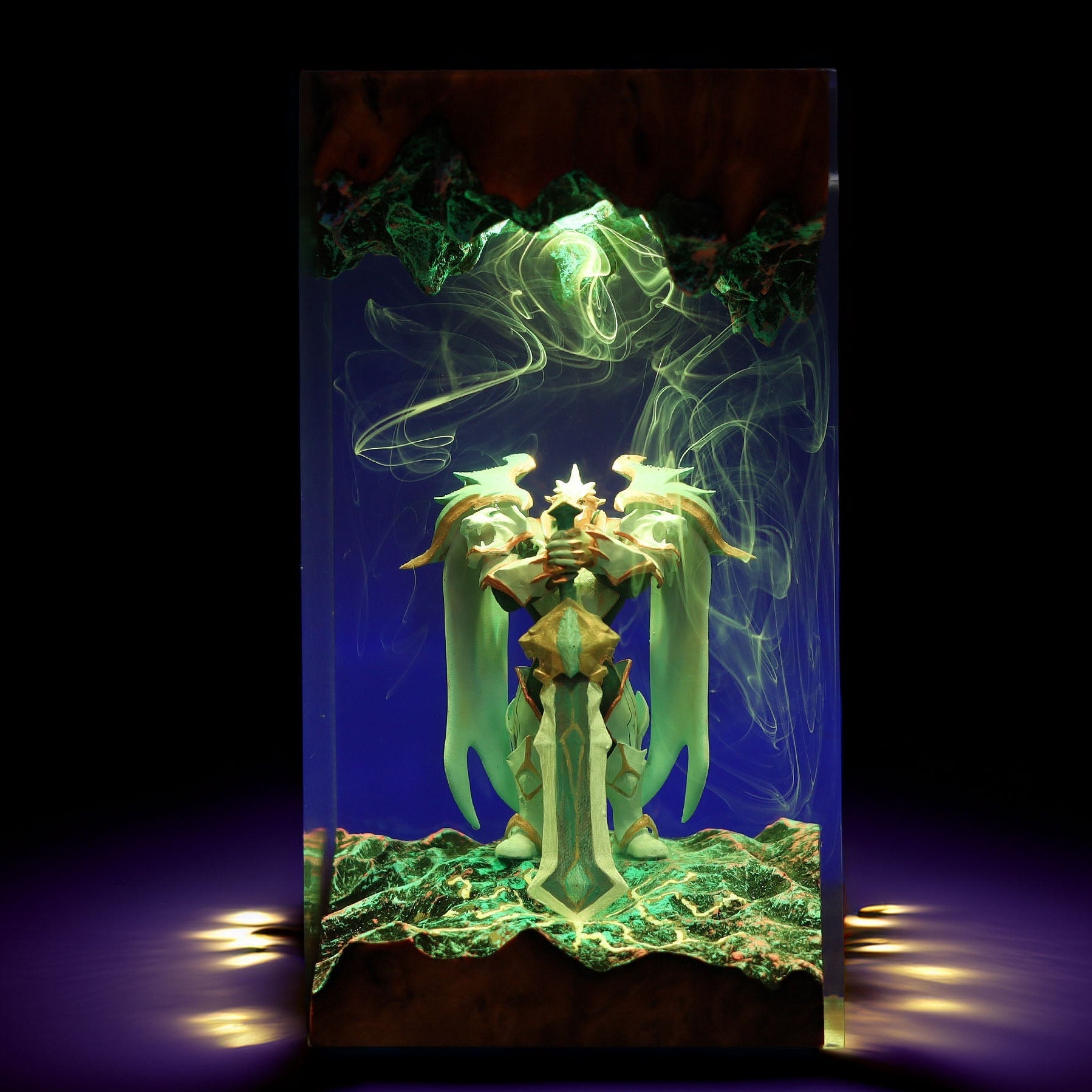 Demacian Steel Knight Resin Lamp