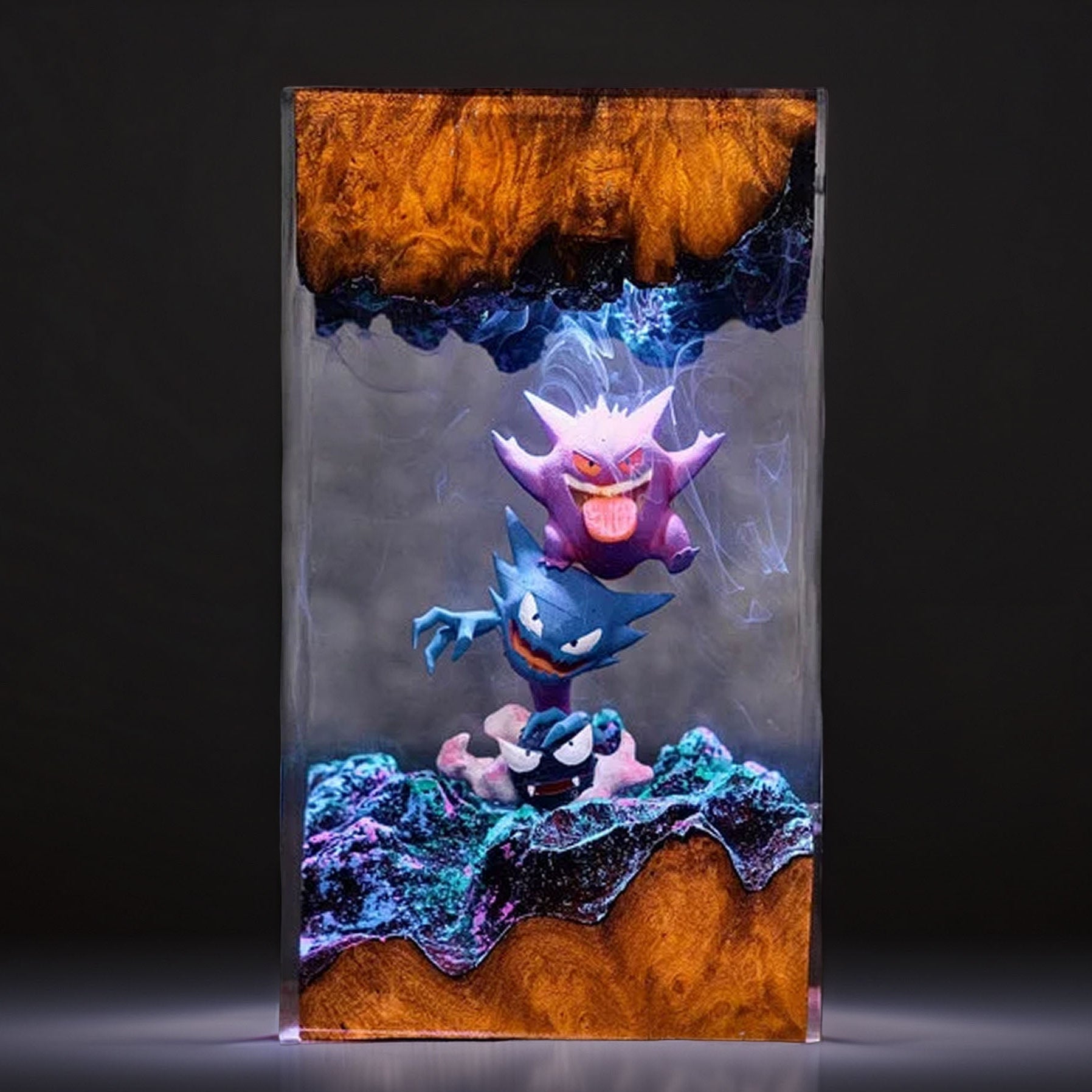Shadow Phantom Resin Lamp