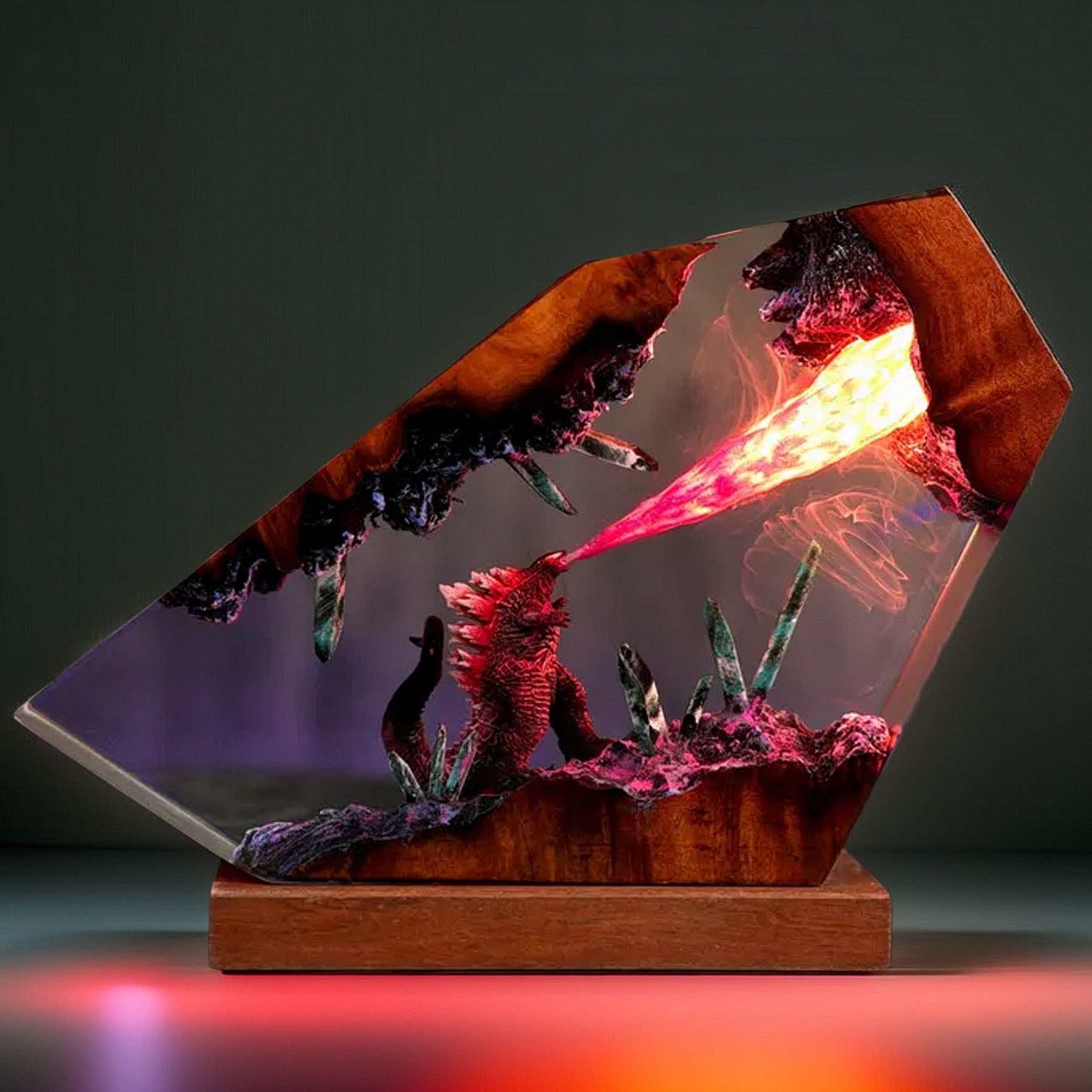 Atomic Titan Resin Lamp
