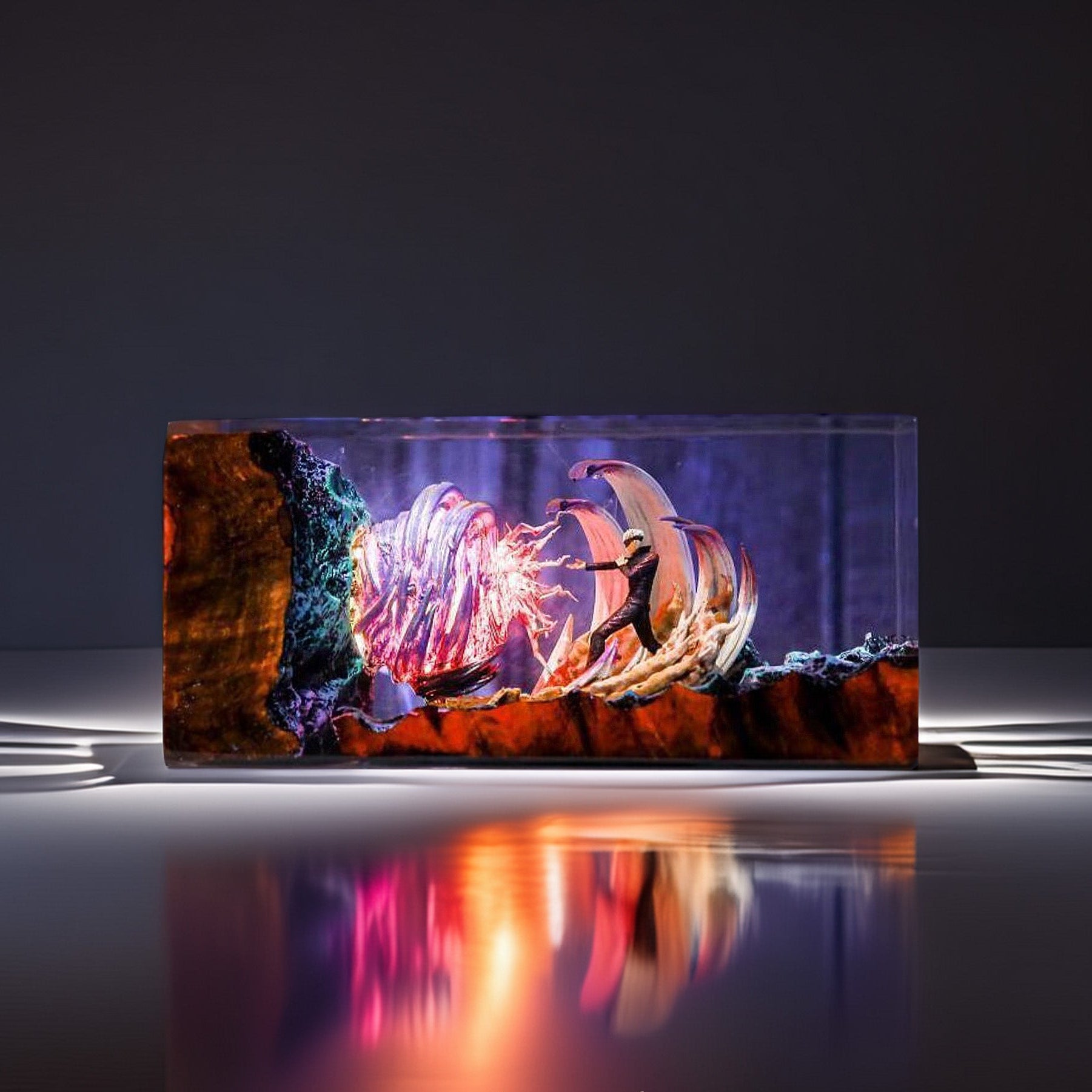 Six Eyes Sorcerer Power Resin Lamp