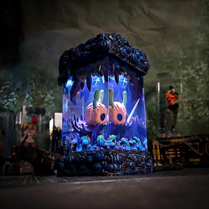 Spectral Bug Pilgrim Halloween Resin Lamp