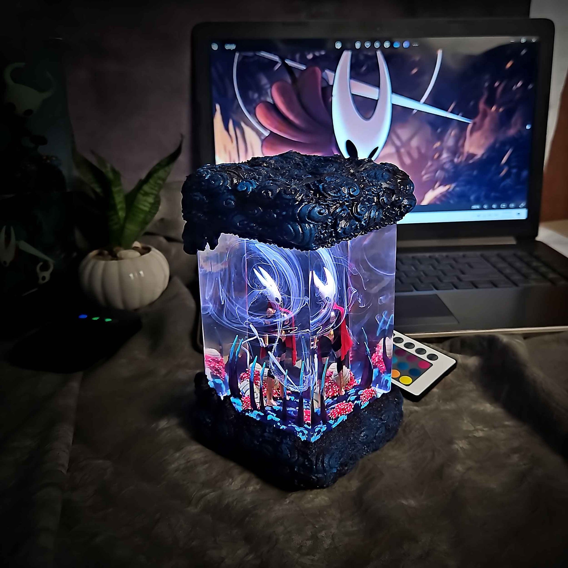 Crimson Needle Warrior Resin Lamp
