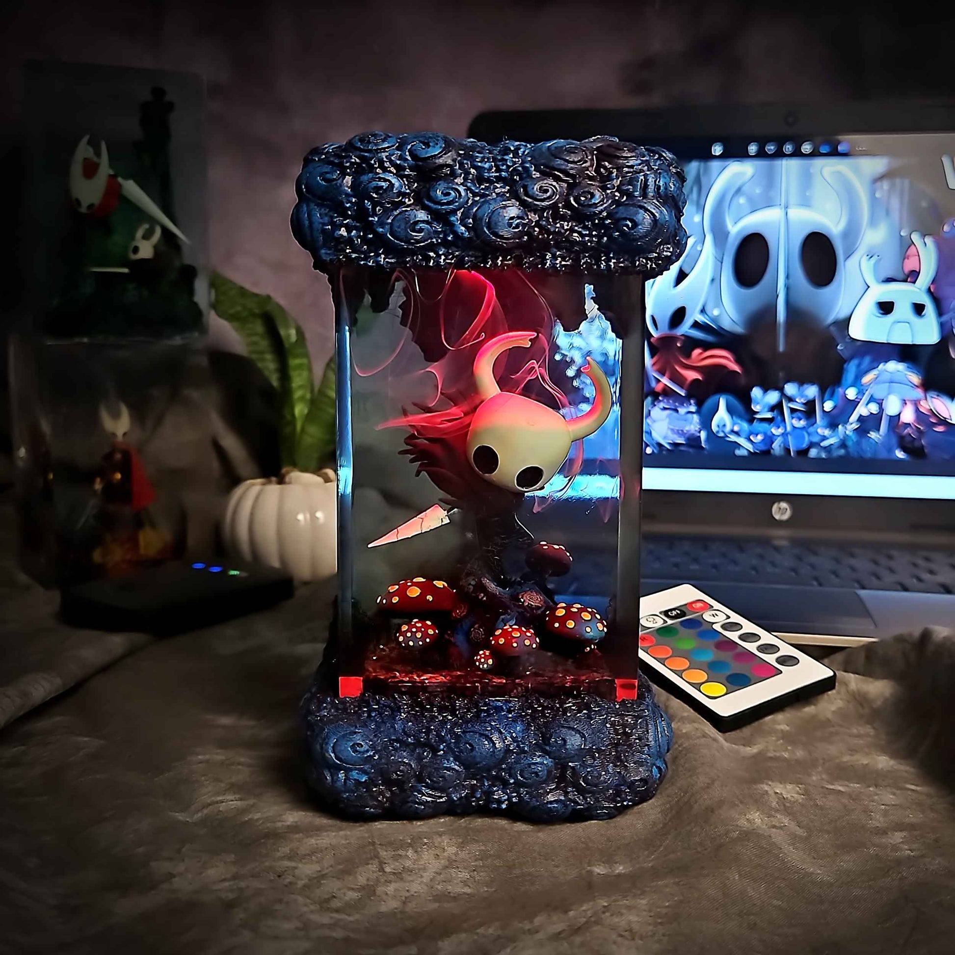 Spectral Bug Pilgrim Resin Lamp V2