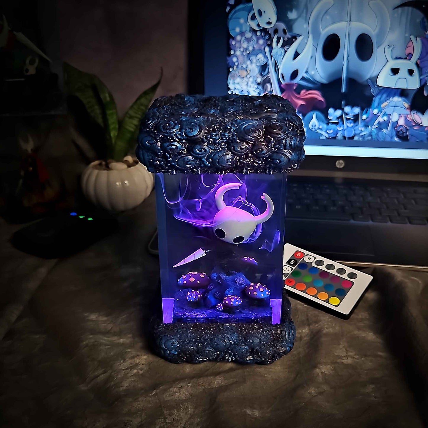 Spectral Bug Pilgrim Resin Lamp V2