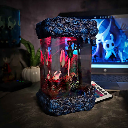 Crimson Needle Warrior And Pale Vessel Wanderer Resin Lamp