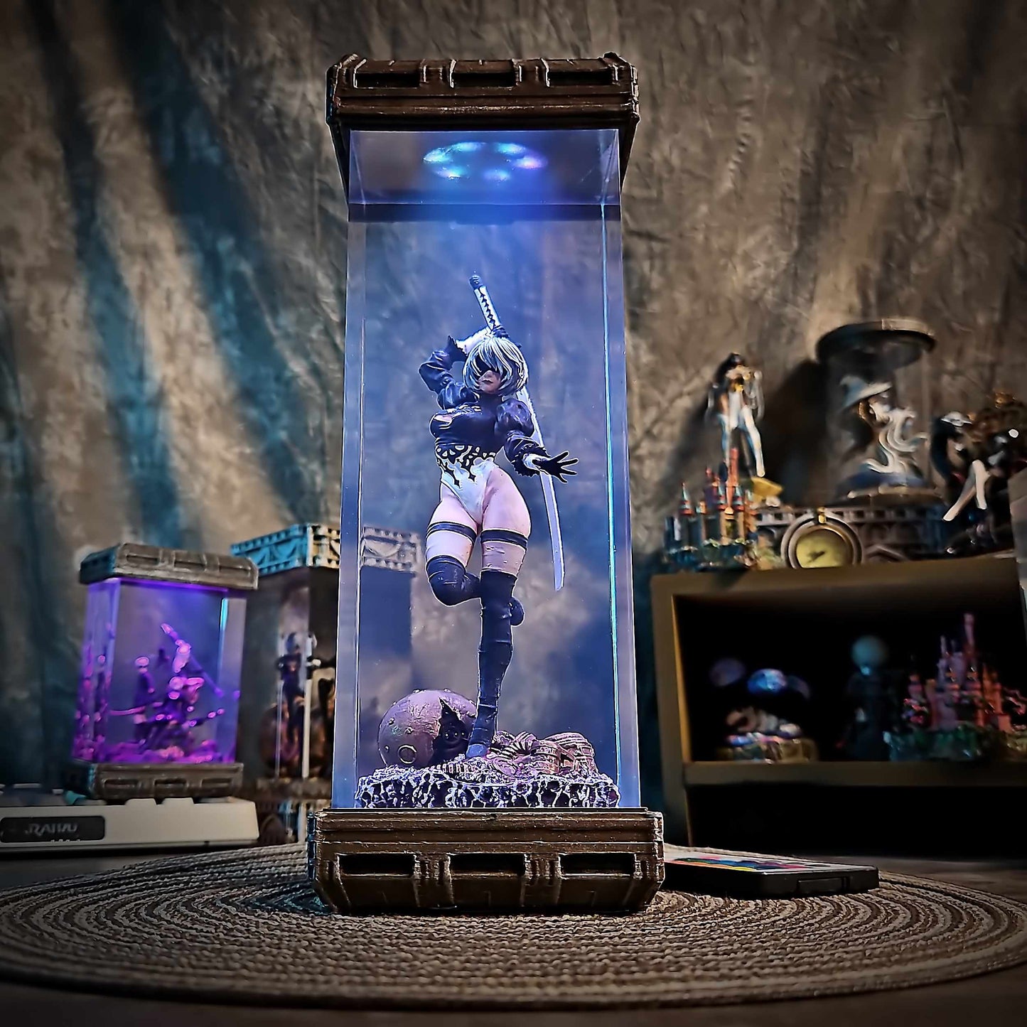 Combat Maiden Android Resin Lamp