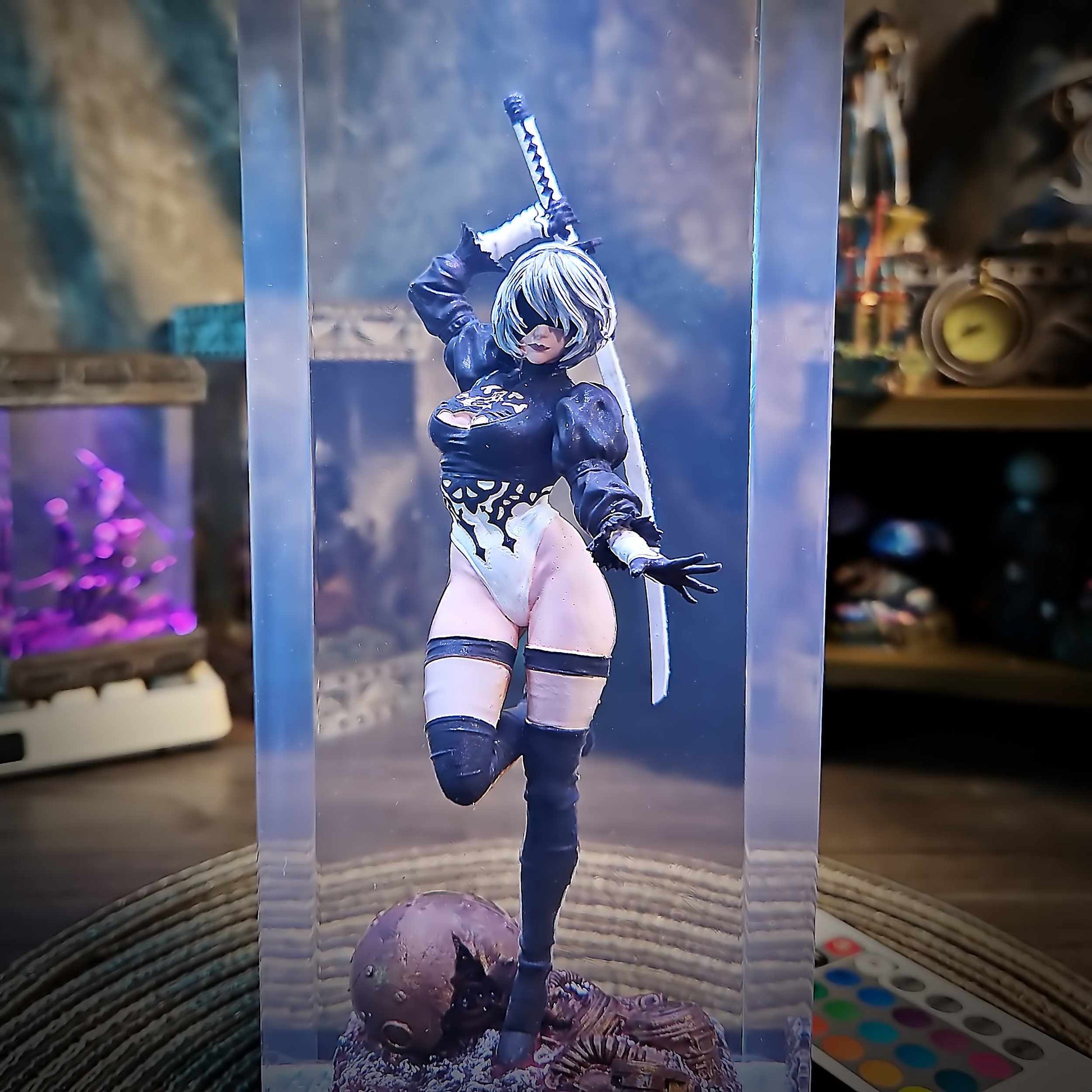 Combat Maiden Android Resin Lamp