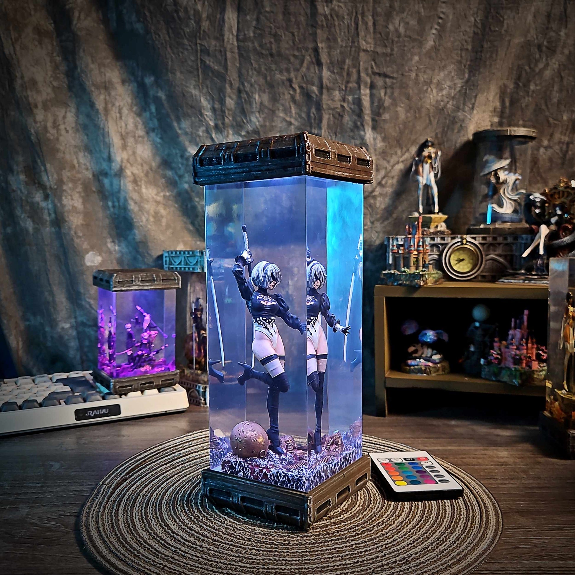 Combat Maiden Android Resin Lamp