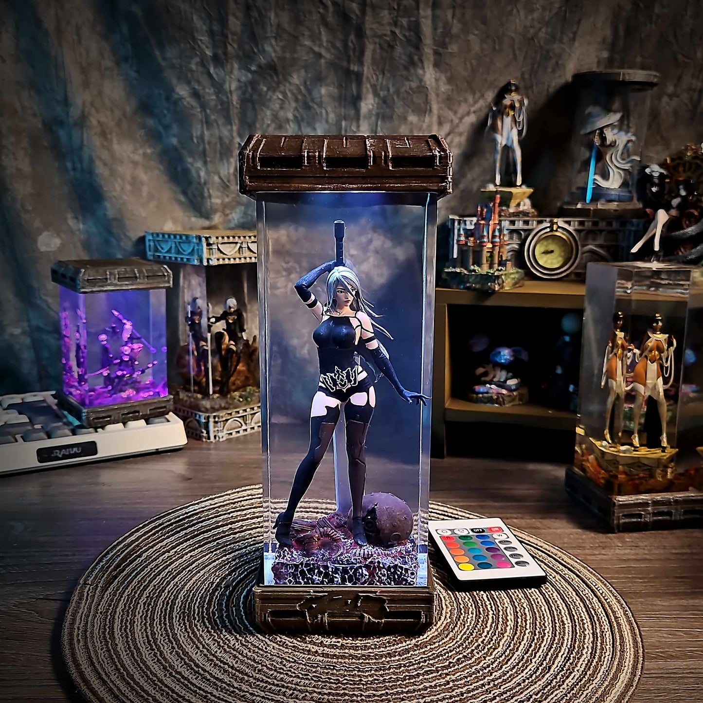 Rogue Combat Android Resin Lamp