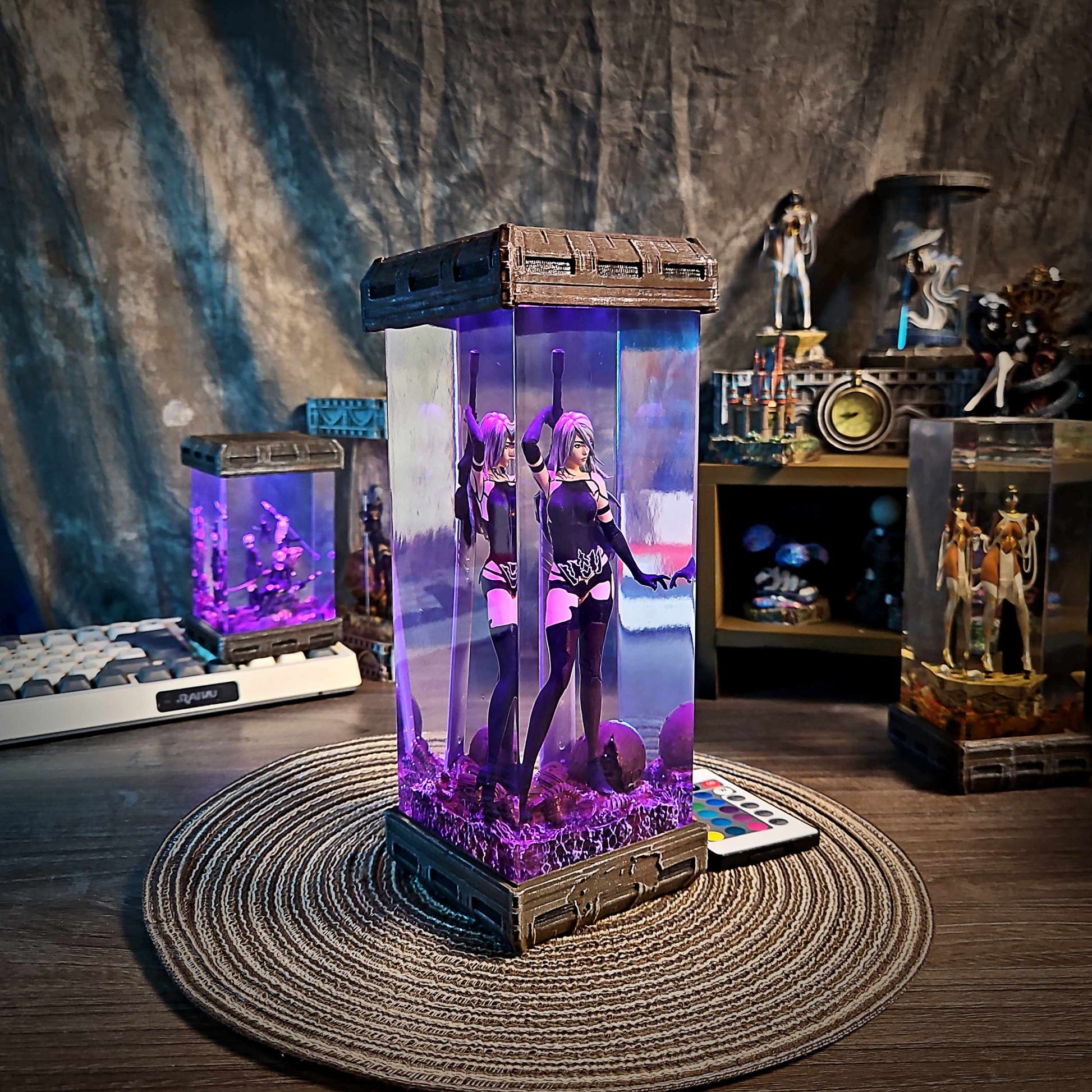 Rogue Combat Android Resin Lamp