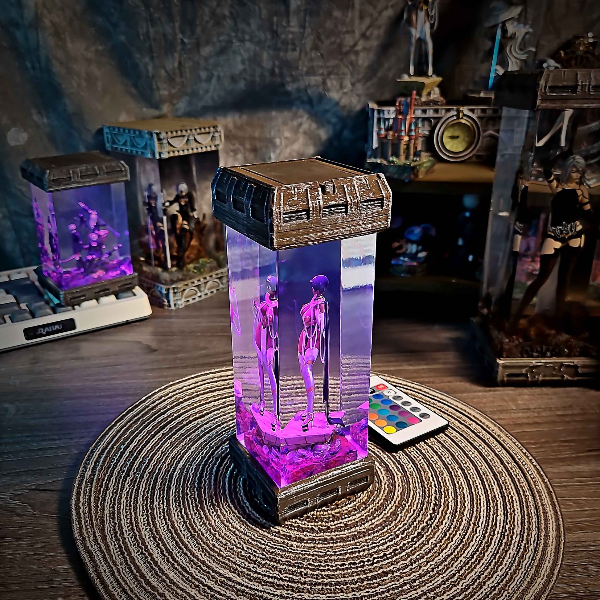 Prototype Android Resin Lamp