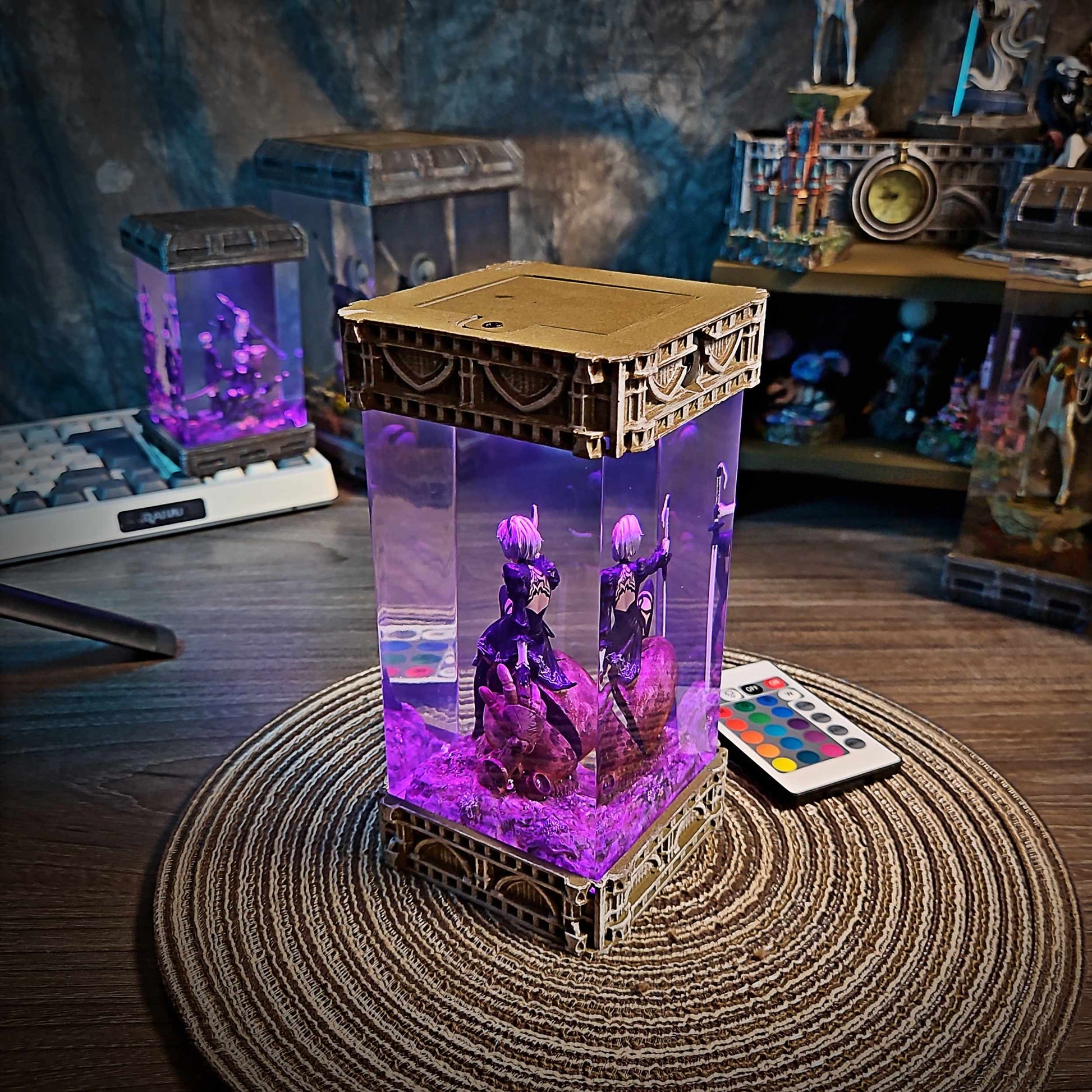 Combat Maiden Android Resin Lamp V3