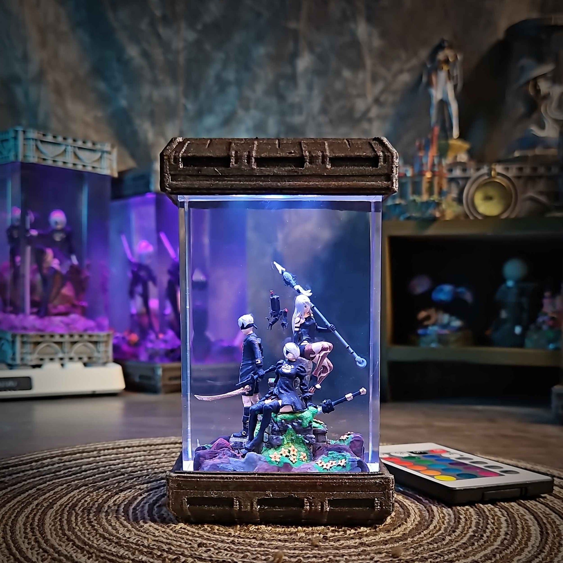 Android Combatant Diorama Resin Lamp