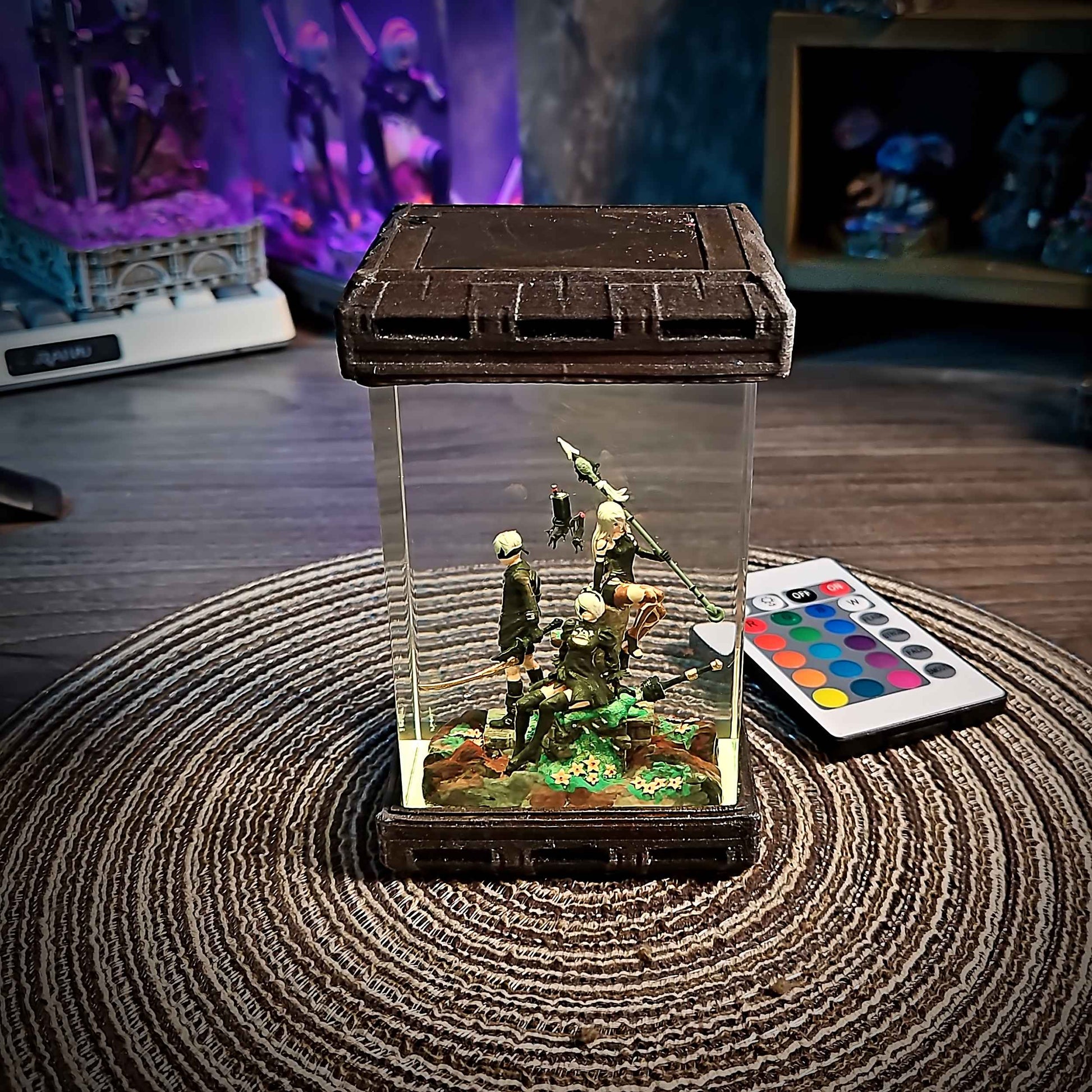 Android Combatant Diorama Resin Lamp