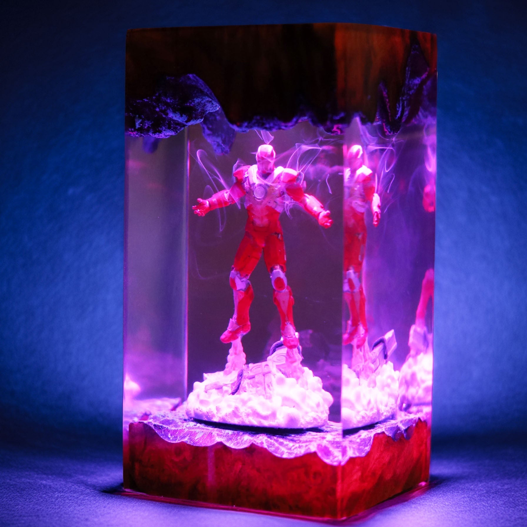 Crimson Armor Hero Resin Lamp V2