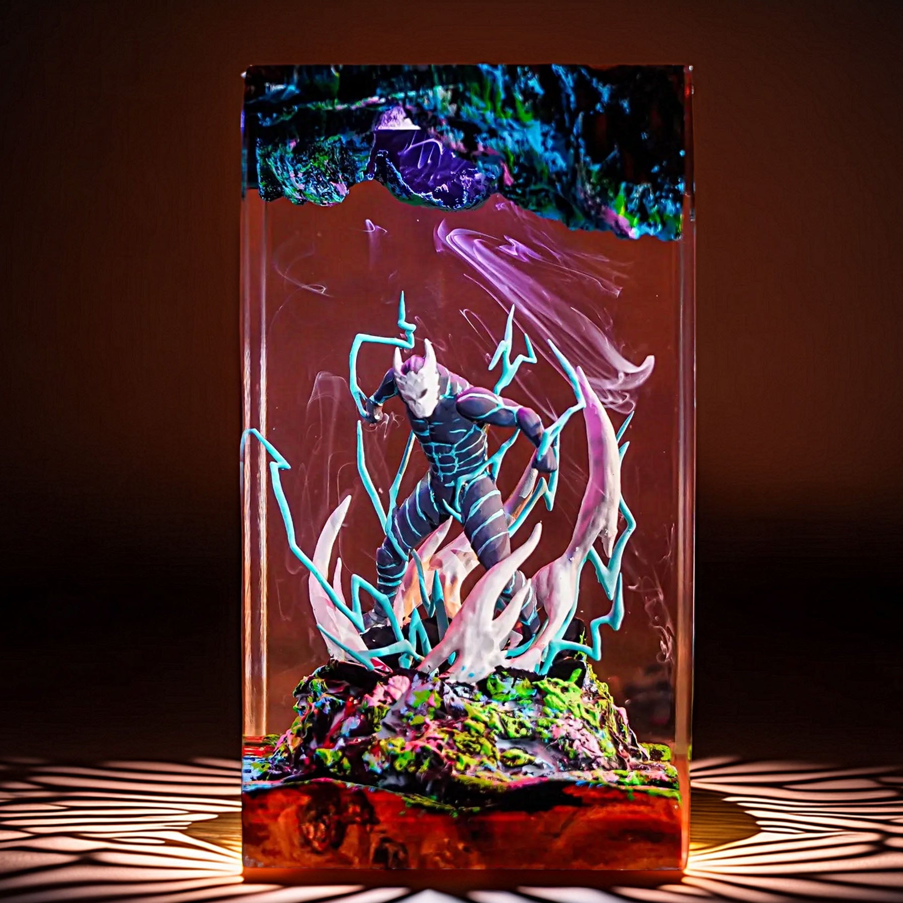 Apex Mutant No 8 Resin Lamp