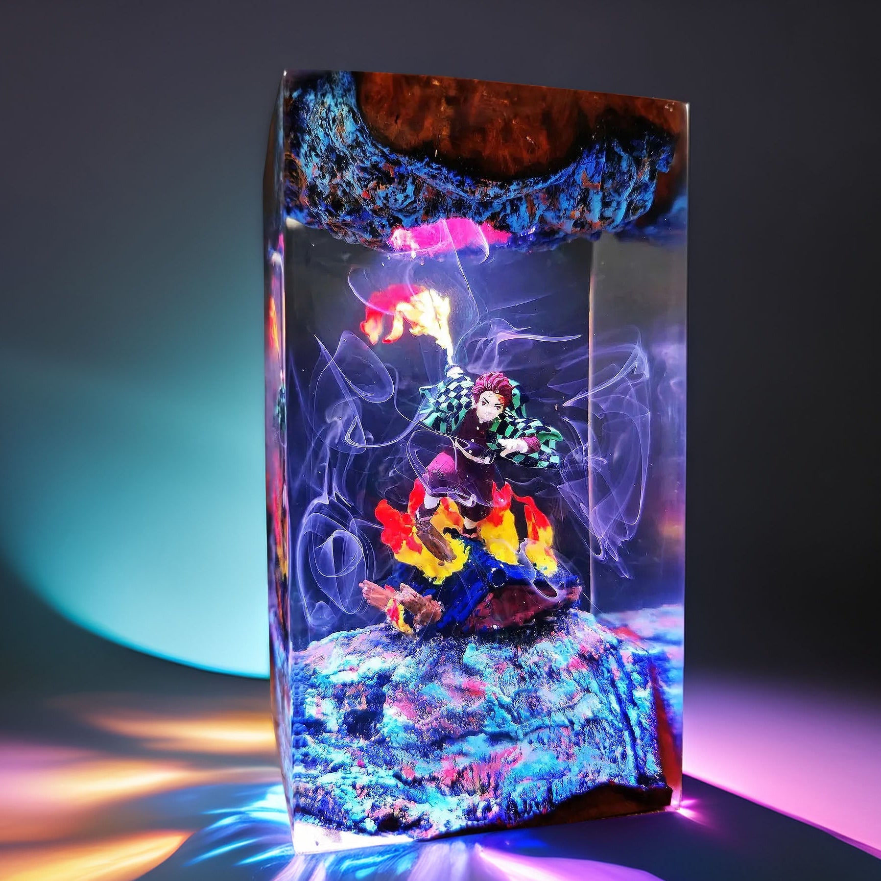 Sun Breath Swordsman Resin Lamp