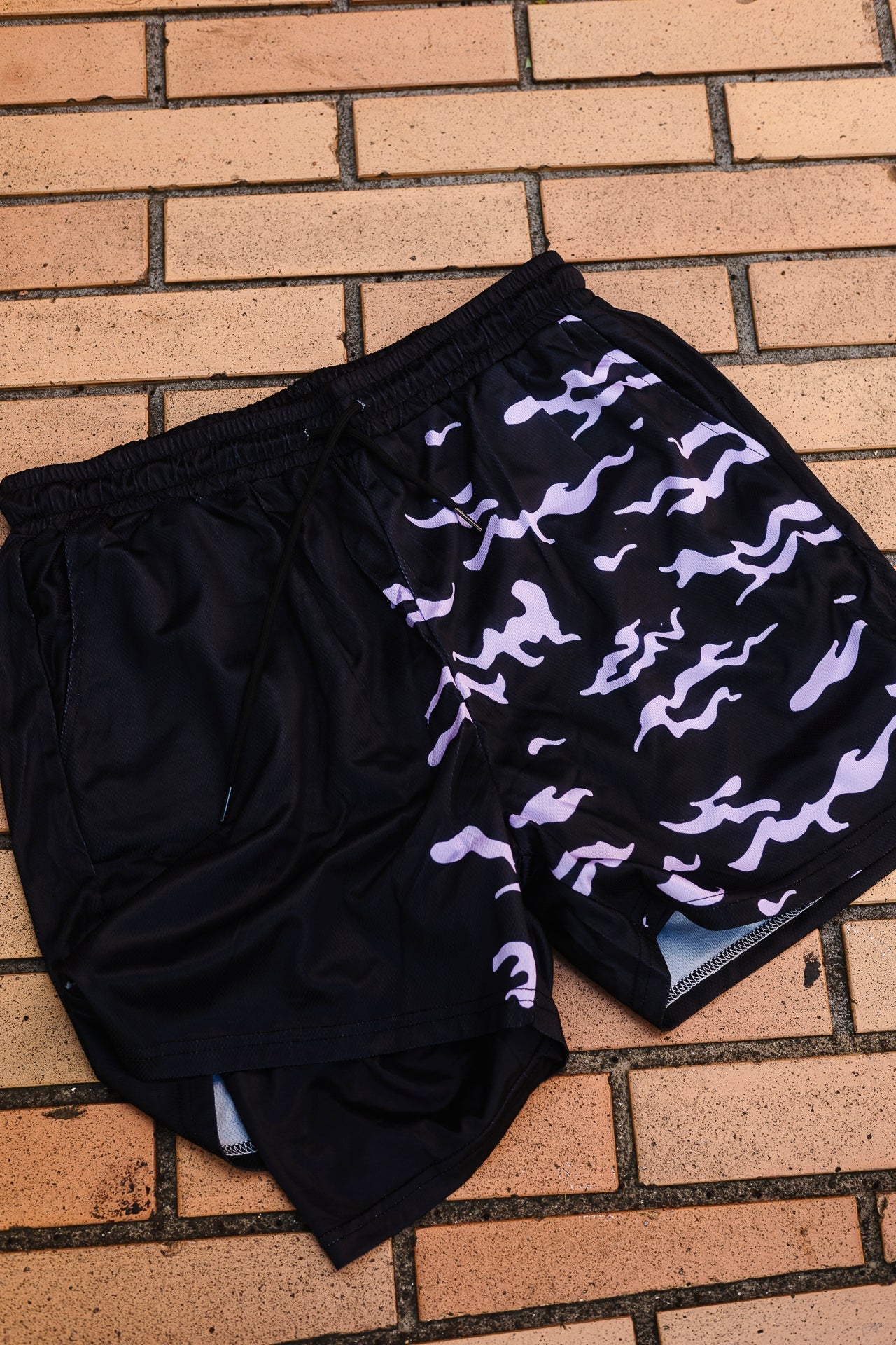 CURSE MARK BLACK PERFORMANCE SHORTS