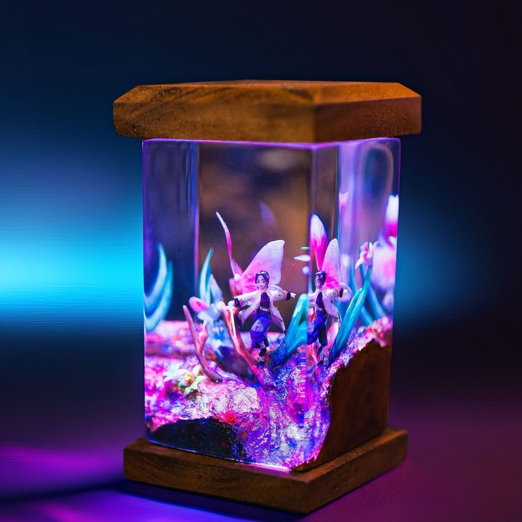 Insect Pillar Butterfly Resin Lamp 2