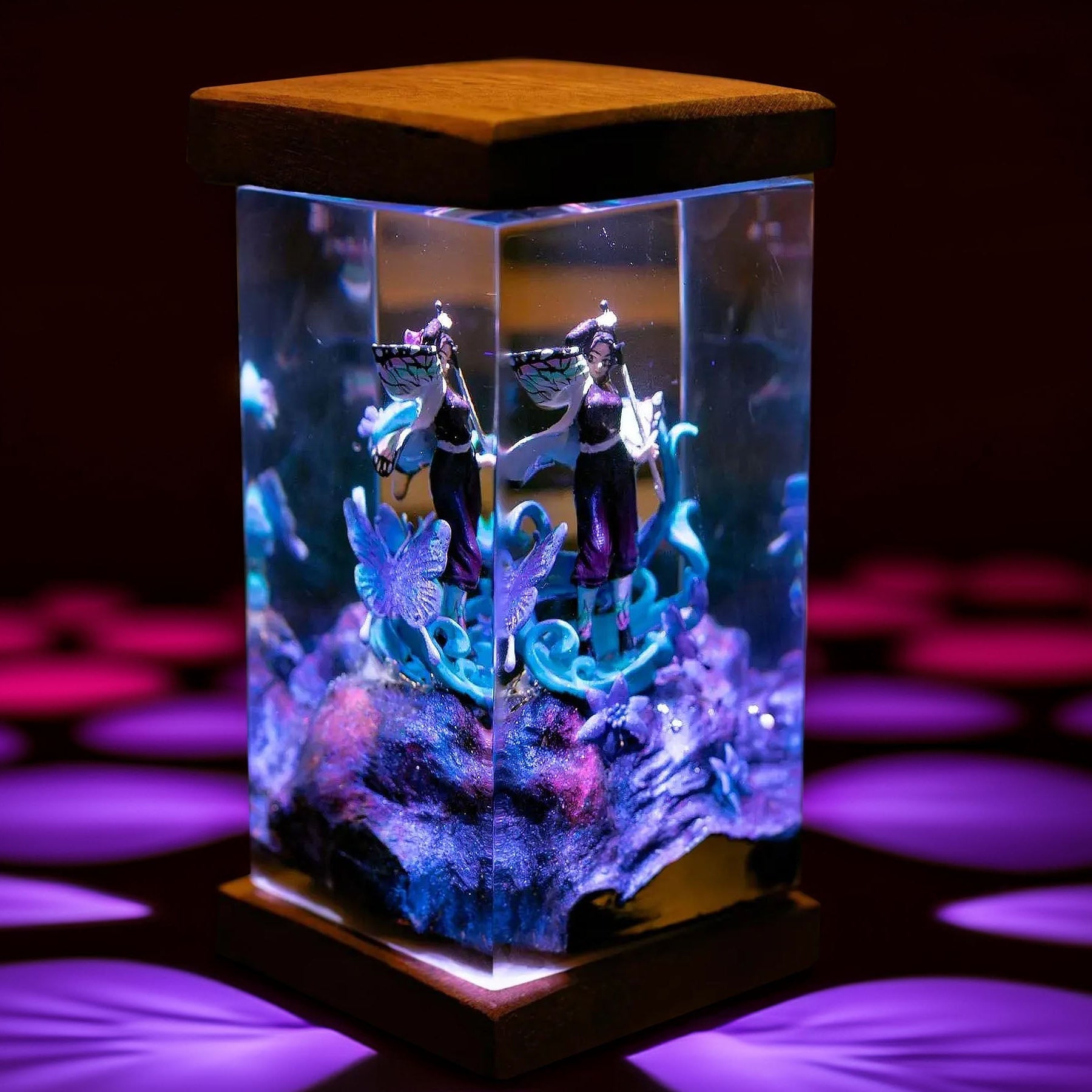 Insect Pillar Butterfly Resin Lamp 1