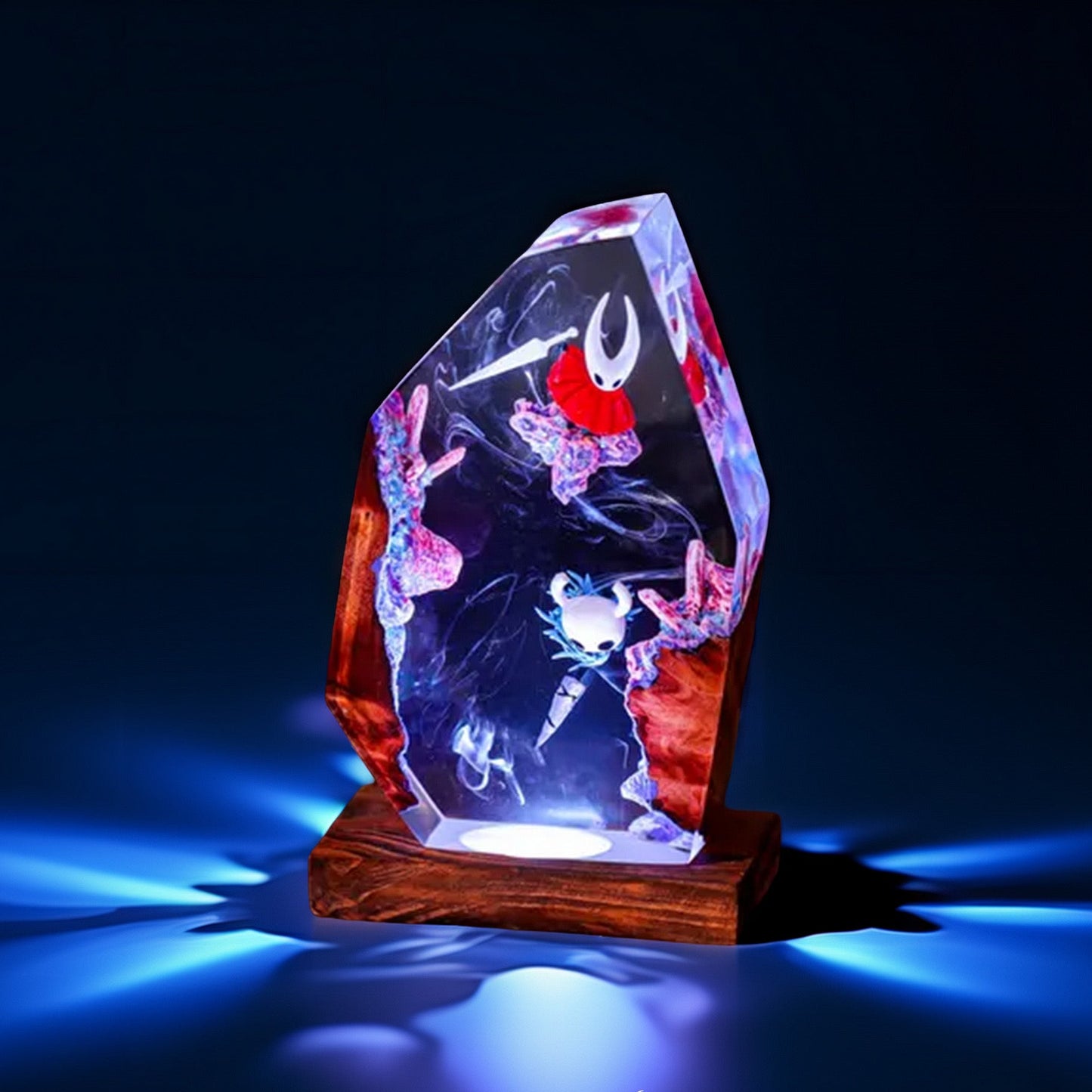 Crimson Needle Warrior Resin Lamp V3