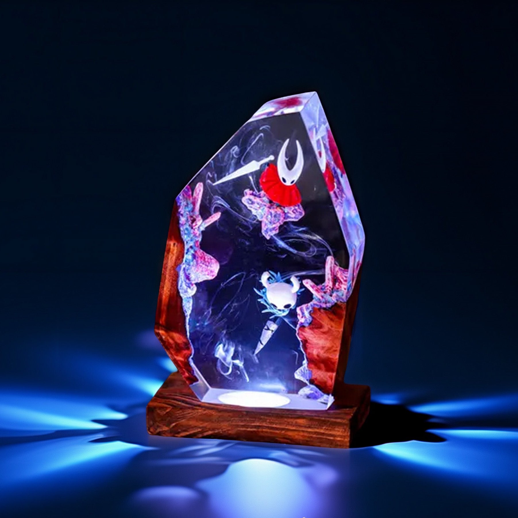 Crimson Needle Warrior Resin Lamp V3