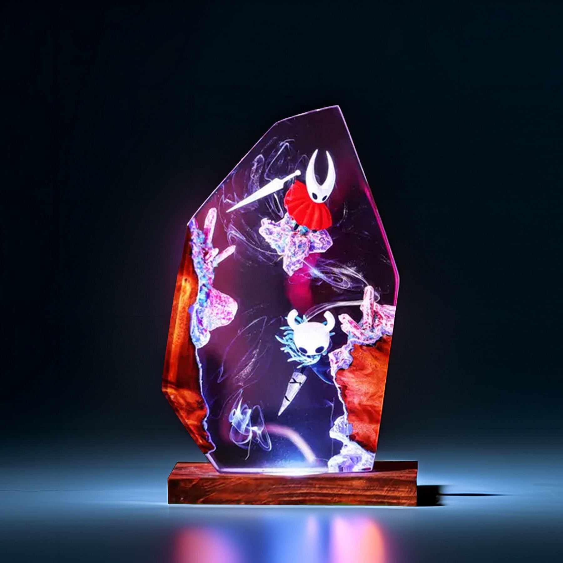 Crimson Needle Warrior Resin Lamp V3