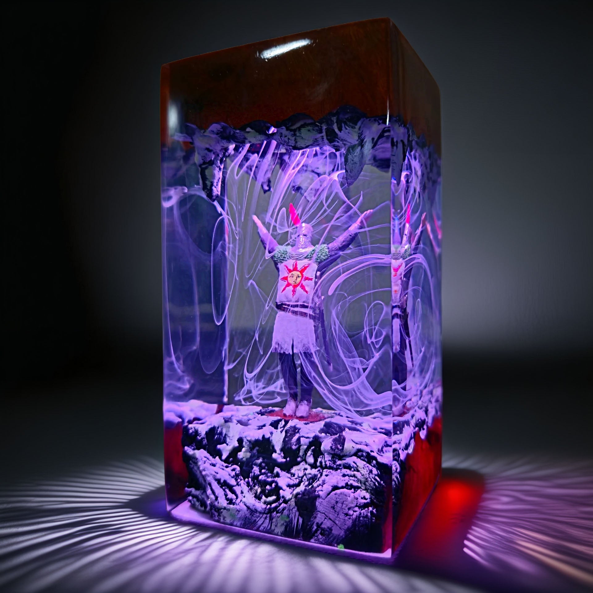 Sun Praising Knight Resin Lamp