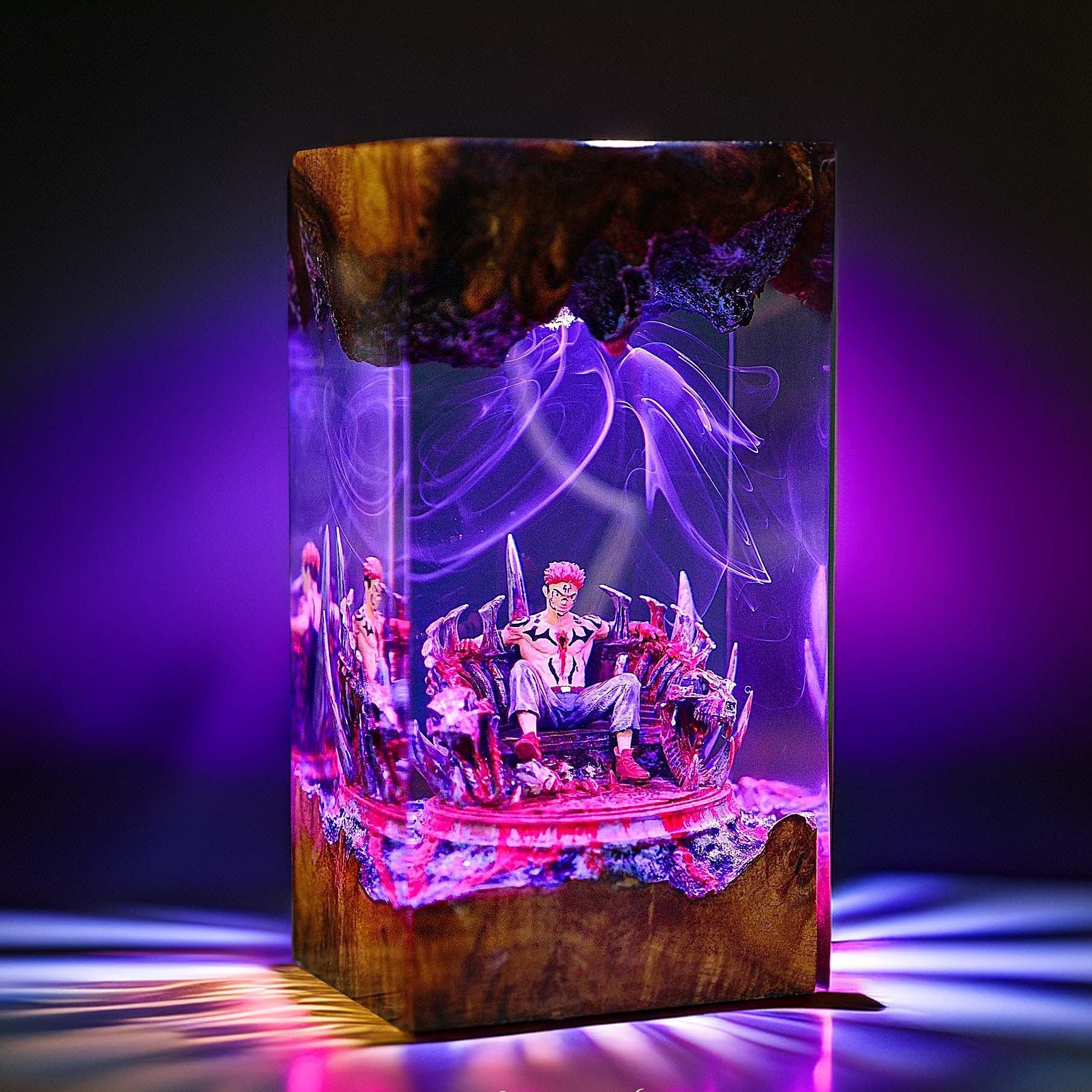 Four Armed Curse King Resin Lamp 02