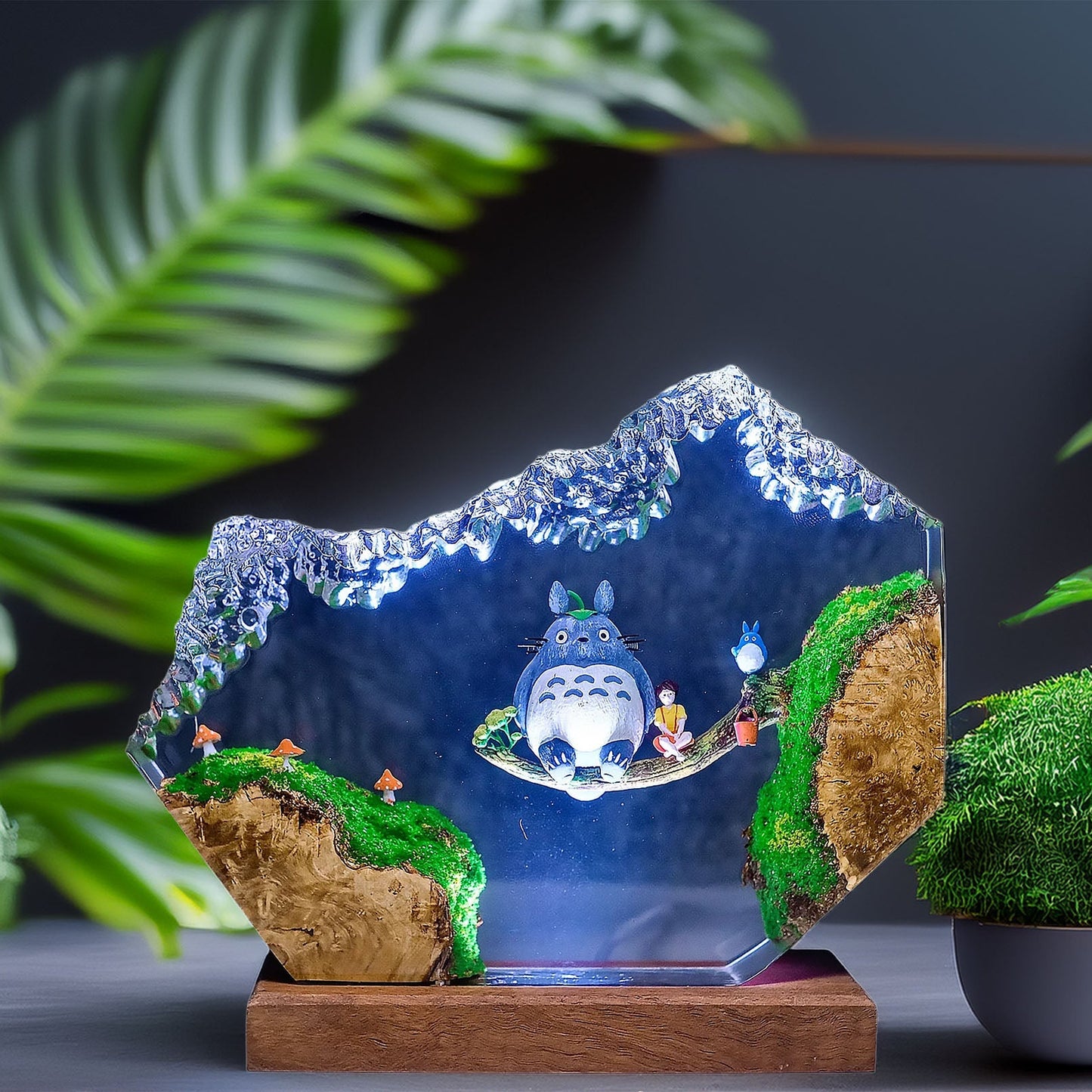Forest Spirit Owl Forest Swing Resin Epoxy Lamp