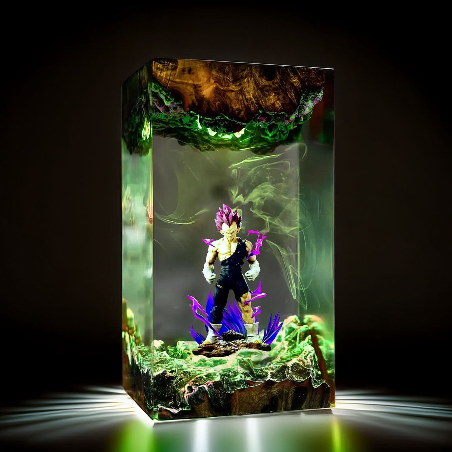 Crimson Pride Prince Resin Lamp