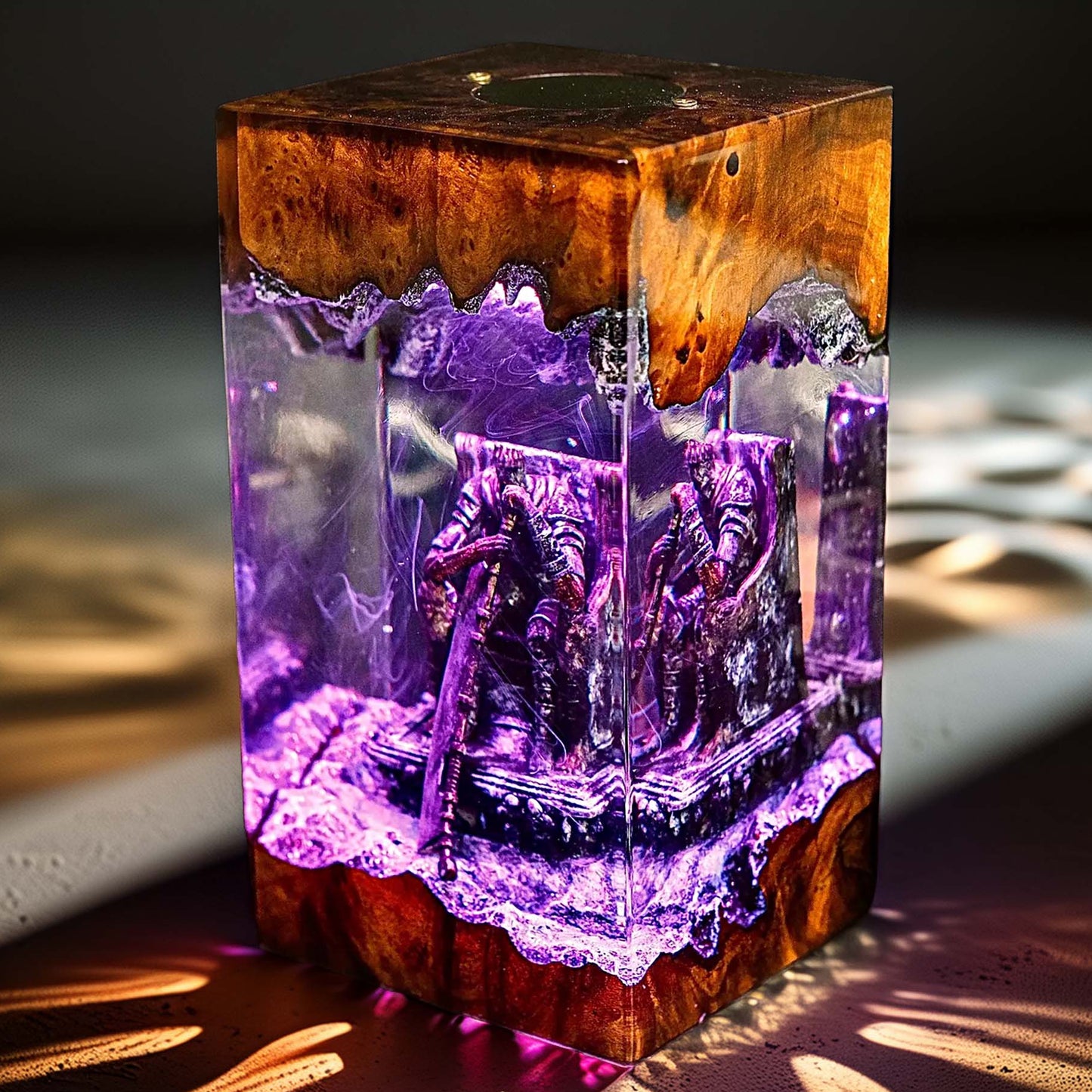 Old Giant Lord Resin Lamp