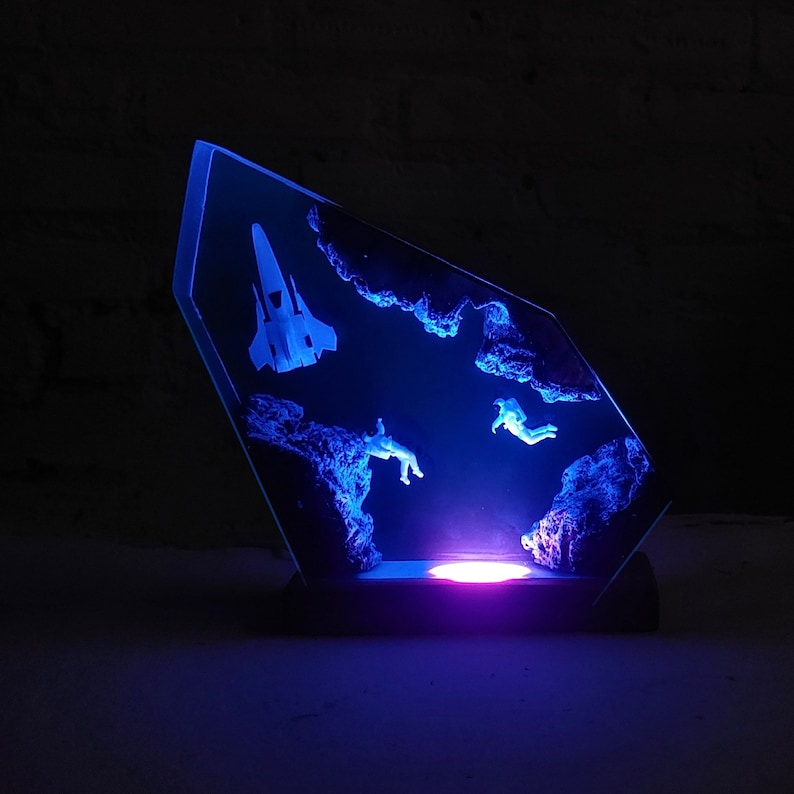 Personalized Astronaut Resin Night Lamp: Starry Sky Spaceship Decor
