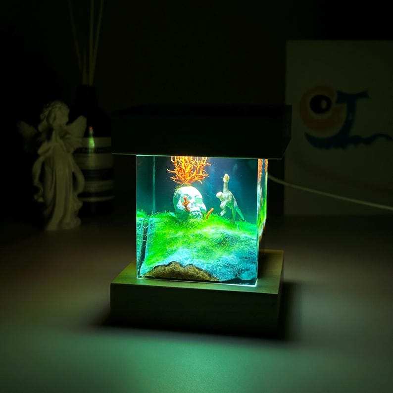 Handmade Dinosaur Resin Night Light, Square Micro Landscape