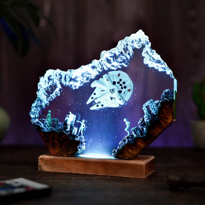 Astronaut & Alien Resin Lamp: Galaxy Night Light, Space Theme