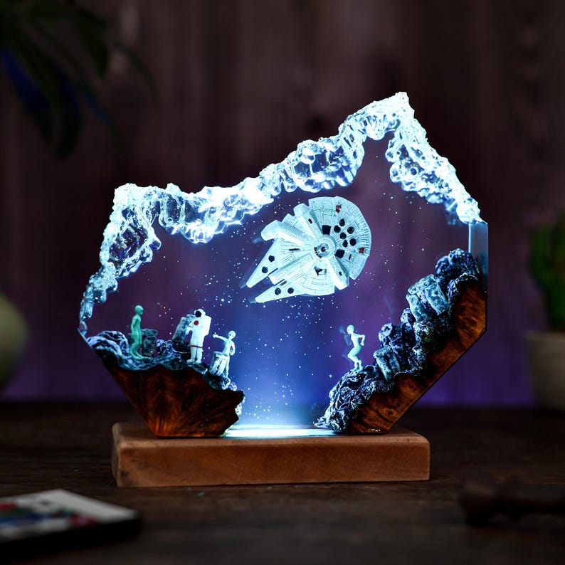 Astronaut & Alien Resin Lamp: Galaxy Night Light, Space Theme
