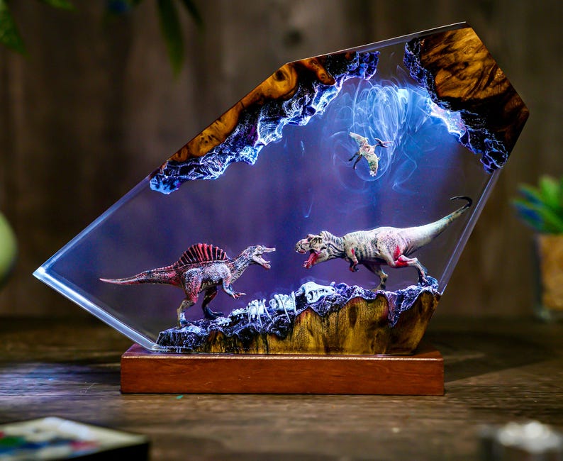 Diorama Spinosaurus vs T-rex Dinosaur lamp, Customer Jurassic Night Light, Dinosaur Statue