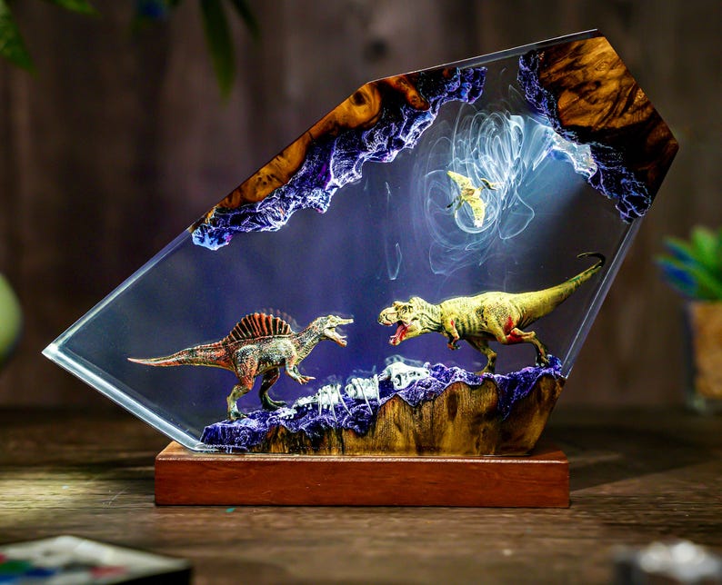 Diorama Spinosaurus vs T-rex Dinosaur lamp, Customer Jurassic Night Light, Dinosaur Statue